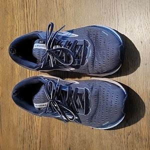 Brooks sneakers